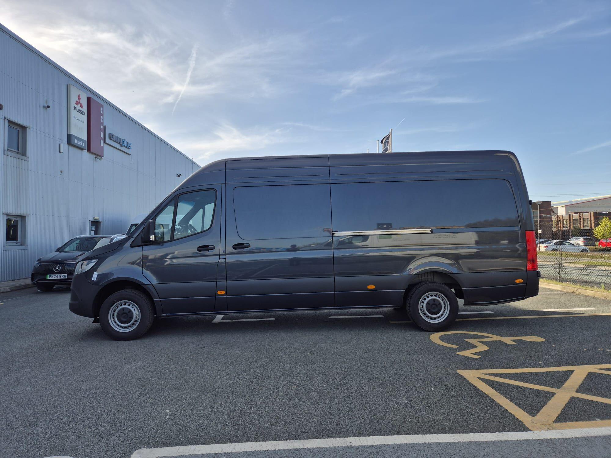 Mercedes-Benz Sprinter
